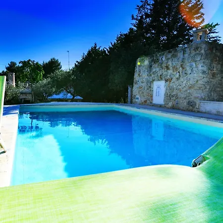 Le Dimore Di Trulli Mandorlo Con Piscina Esclusiva Putignano