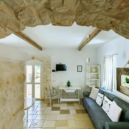 Le Dimore Di Trulli Mandorlo Con Piscina Esclusiva Villa